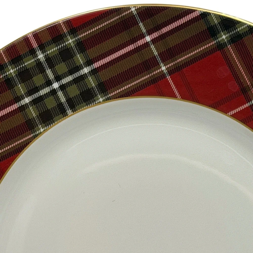222 Fifth Wexford Christmas Holiday Red Plaid Porcelain Dinner Plates Set of‎ 3
